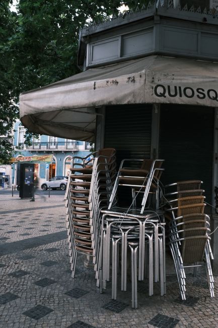 Carrusel and Kiosks at Plaza del Triunfo