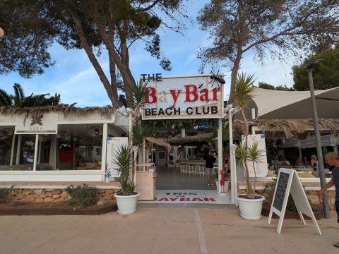 The Bay Bar Beach Club