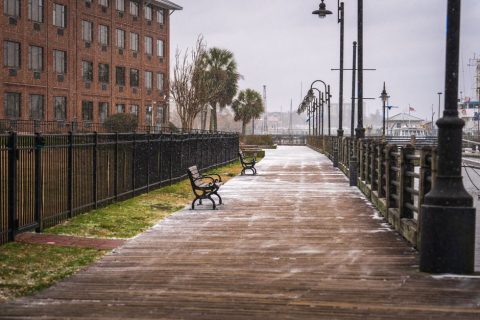 Baytowne Wharf Winter Snow Days
