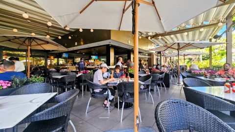 Hale Koa Barefoot Bar