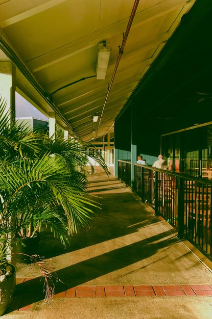 Duke's Kauai Barefoot Bar