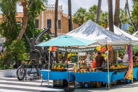 Espanola Way Market