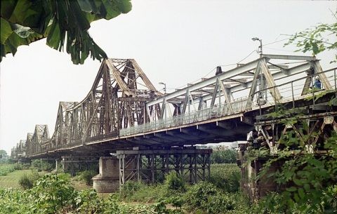 Long Biên Bridge