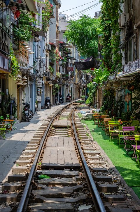 Train Street (Đường Tàu)