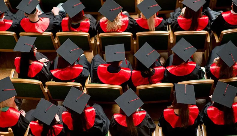 OBTENTION DU DIPLÔME, CÉRÉMONIE, COL, GROUPE, ENSEIGNEMENT
