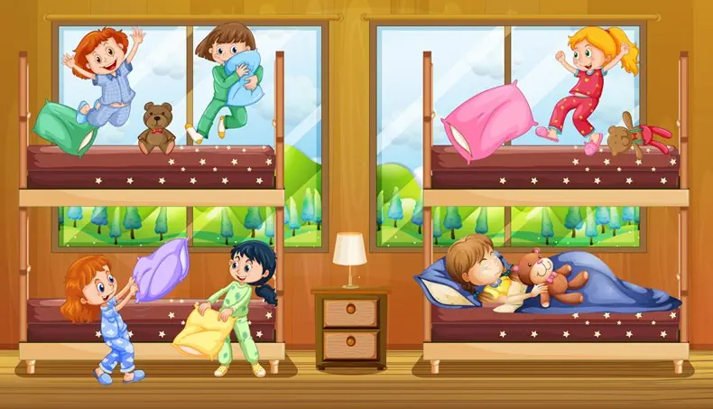 FIGHT, PILLOW, BED, NIGHTSTAND, LAMP