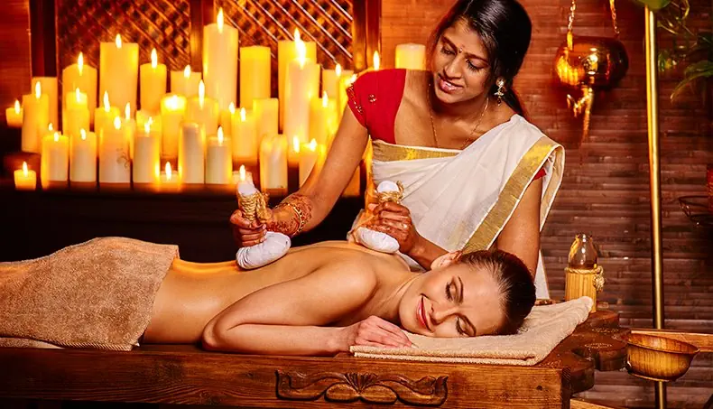 AYURVEDA, MASSAGE, POCHETTE, BOIS, BOUGIES
