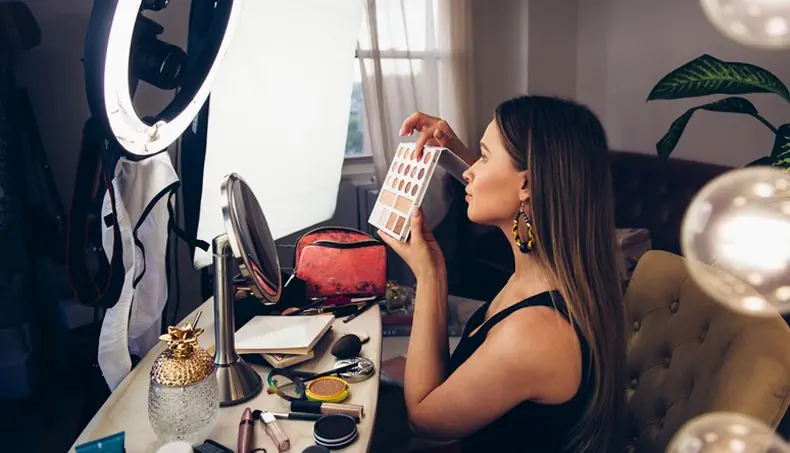 COSMETICS, CAMERA, VLOGGER, EARRING, FACE POWDER