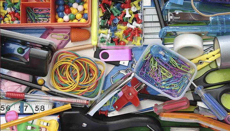 HOLE PUNCH, STATIONERY, PAPER CLIP, SCREWDRIVER, CLOTHESPIN