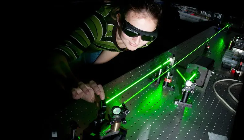 FAISCEAU, LASER, LENTILLES, PHYSIQUE, EXPÉRIENCE
