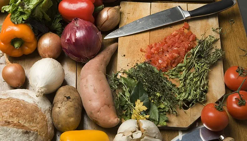 SWEET POTATO, BREAD, SHALLOTS, BELL PEPPER, POTATOES