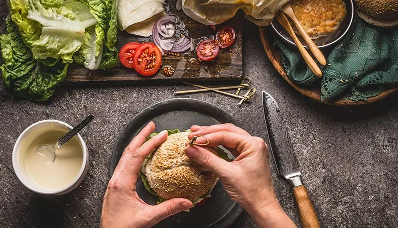 SLA, HAMBURGER, SAUS, MES, KOKEN