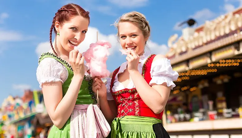VATTACUKOR, DIRNDL, FESZTIVÁL, HAGYOMÁNY, OKTOBERFEST