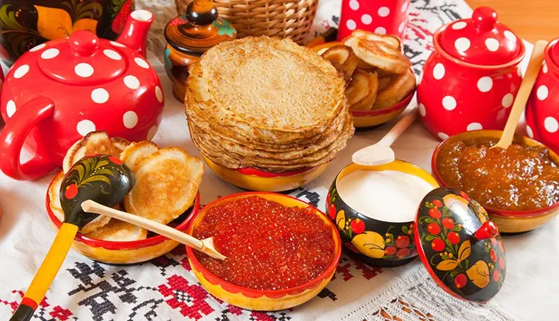 MASLENITSA, CAVIAR, PANCAKES, POLKA DOT, SOUR CREAM
