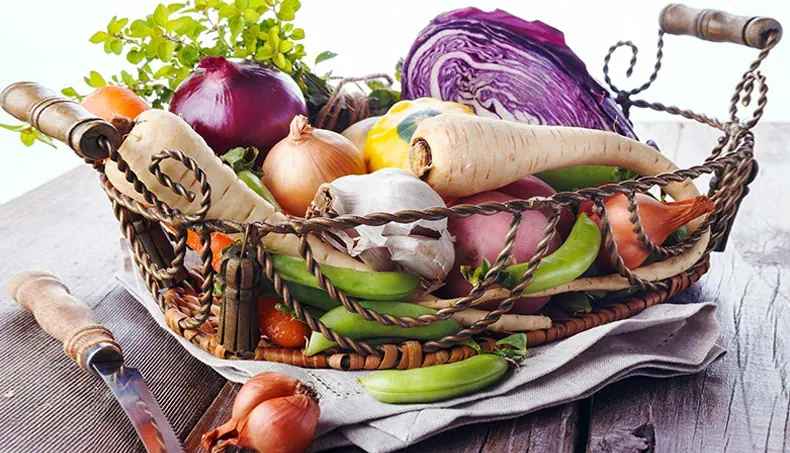 GROENTEN, RODEKOOL, PEEN, KNOFLOOK, UI
