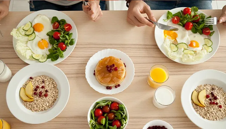 BREAKFAST, OATMEAL, FRIED EGGS, MILK, JUICE