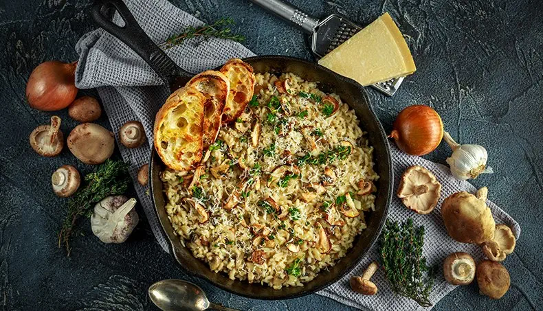 RISOTTO, PARMESAN, MUSHROOM, GRATER, BREAD