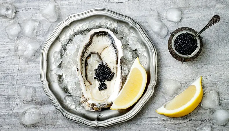 OYSTER, LEMON, ICE, SEAFOOD, SPOON