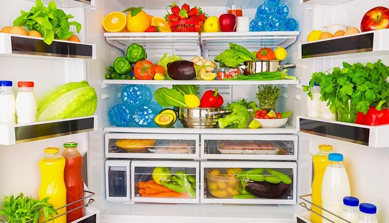 FRIDGE, FOOD, APPLE, LETTUCE, JUICE