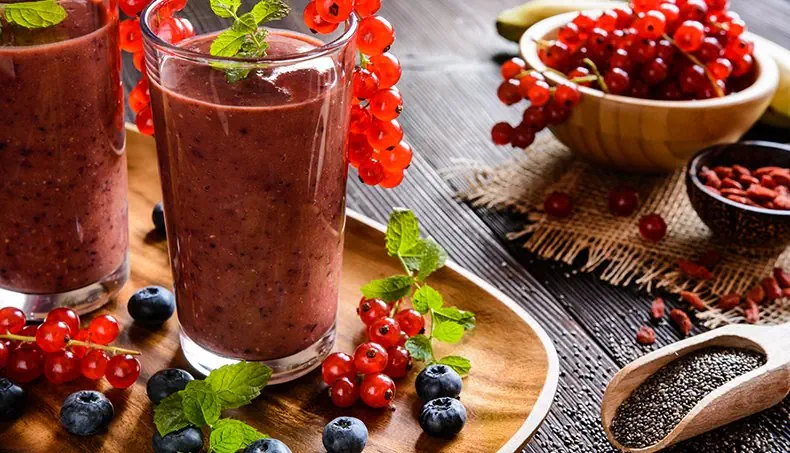 FRULLATO, MIRTILLI, MIRTILLI, BACCHE DI GOJI, CHIA