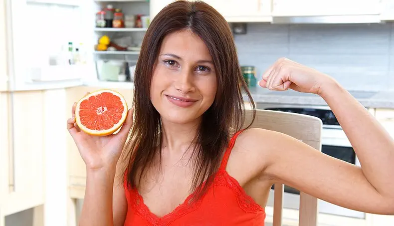 TORANJA, MORENA, FRIGORÍFICO, ALÇA, COZINHA