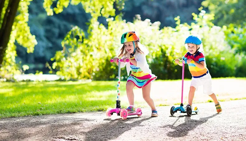 PARK, WHEEL, WALKWAY, KICK SCOOTER, HELMET