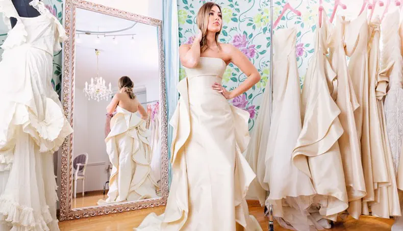 HANGER, WALLPAPER, MIRROR, DRESS, CHANDELIER