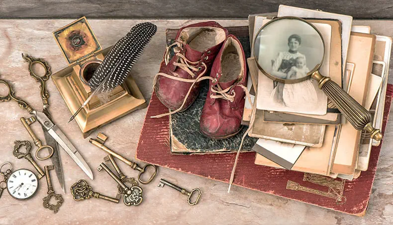 CHAUSSURE, LACETS, PHOTOGRAPHIE, CLÉS, CISEAUX