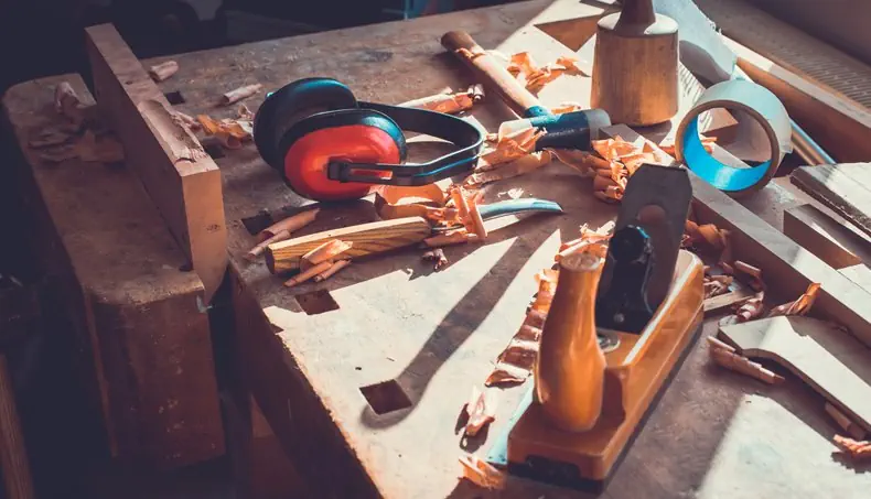 HEADPHONES, SCOTCH, SHAVINGS, PLANE, PLANK