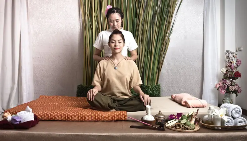MASSAGE, SERVIETTE, MATELAS, IKEBANA, AROMATHÉRAPIE