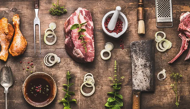 CARNE, CEBOLLA, TENEDOR, MARINADA, CUCHILLA