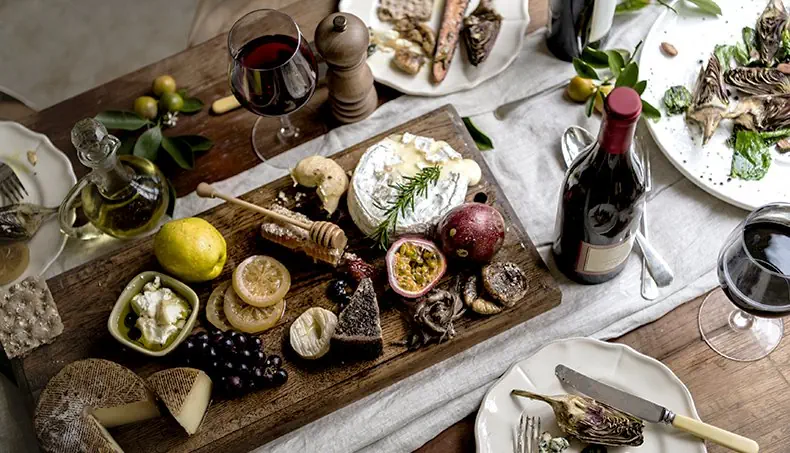 VINO, FORMAGGIO, FAVO, CARCIOFO, COTOGNO