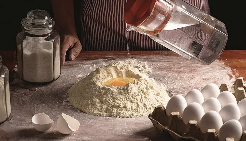 VODA, MOUKA, VEJCE, PLATO NA VEJCE, KARAFA