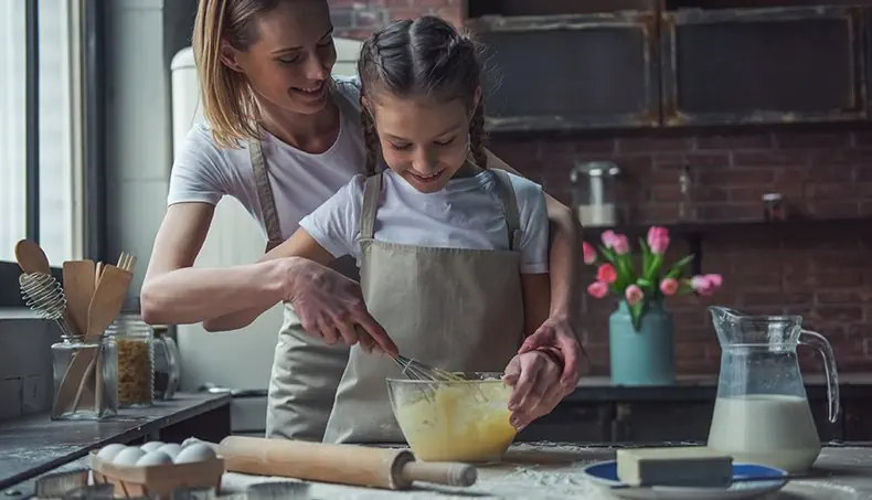 BATTER, WHISK, TULIP, PITCHER, MILK