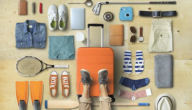 SNEAKERS, GOLF CLUB, TABLET, COMPASS, SOCKS