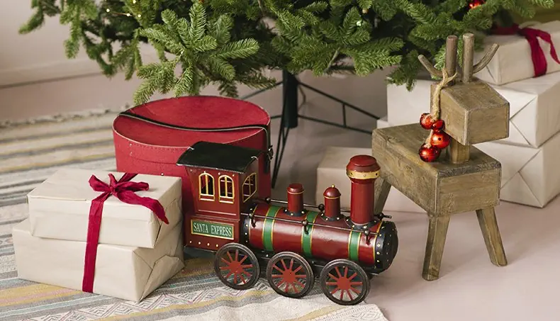 LOCOMOTIVE, JINGLE BELL, WHEEL, DEER, BOW