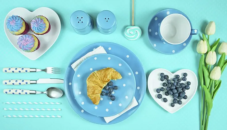 SALT SHAKER, PEPPER SHAKER, CROISSANT, CUPCAKE, BLUEBERRY