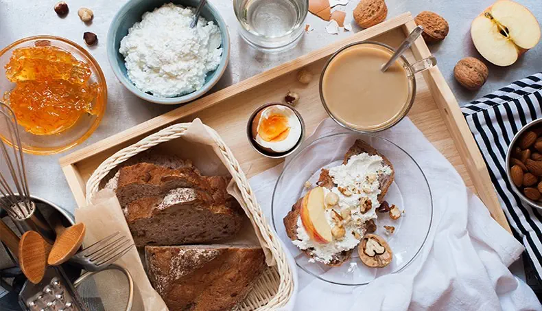 DÉJEUNER, CACAO, CONFITURE, TRANCHE, EAU