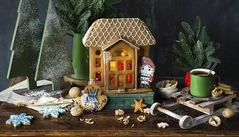 NUTCRACKER, MOUSE KING, SLED, GINGERBREAD HOUSE, SNOWFLAKE