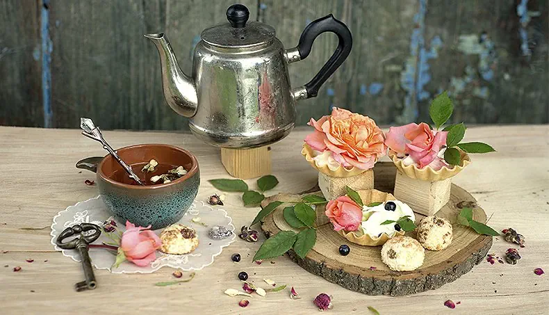 KEY, TARTLETS, TEAPOT, ROSE, SPOUT