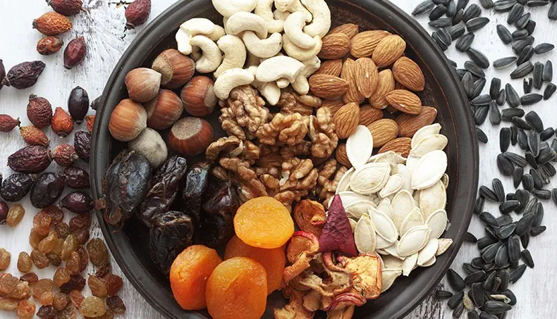 AMANDES, NOISETTES, ABRICOT SEC, GRAINES, NOIX