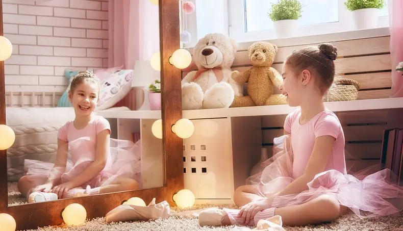 TIARE, AMPOULE, MIROIR, POINTE, BALLERINE