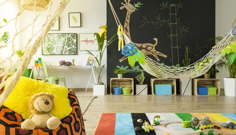 GIRAFE, HAMAC, TAPIS, CAISSE, BAMBOU