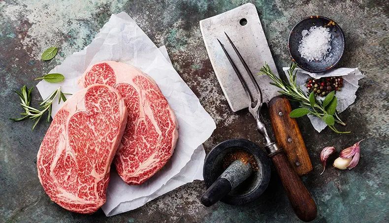 CLEAVER, FORK, SALT, ROSEMARY, GARLIC