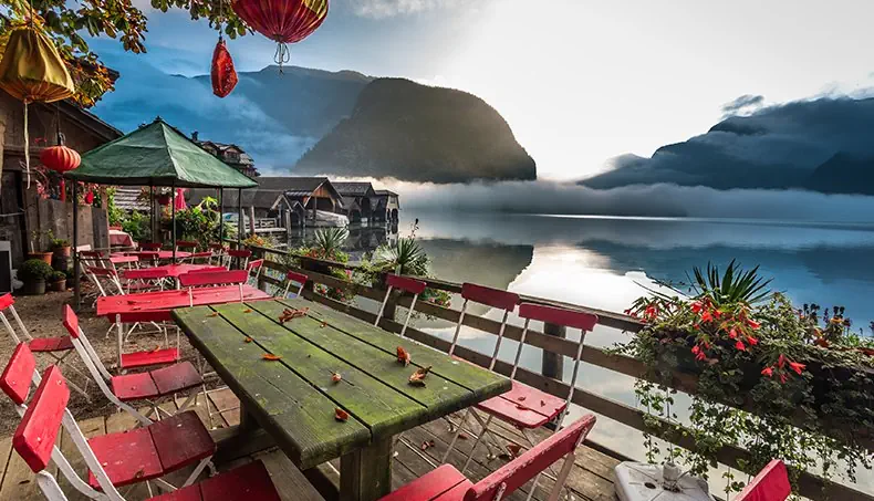 FOG, TABLE, CHAIR, LANTERN, LAKE