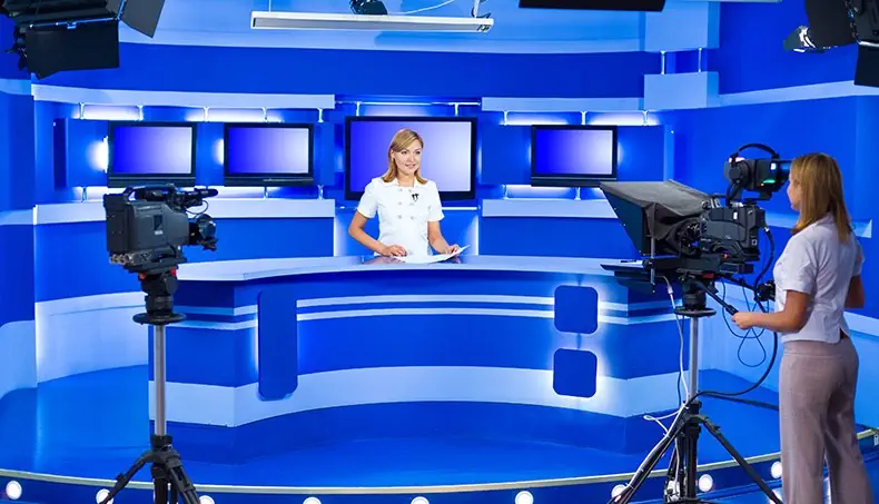 STUDIO, TELEVISION, OPERATOR, NEWSCASTER, NEWS