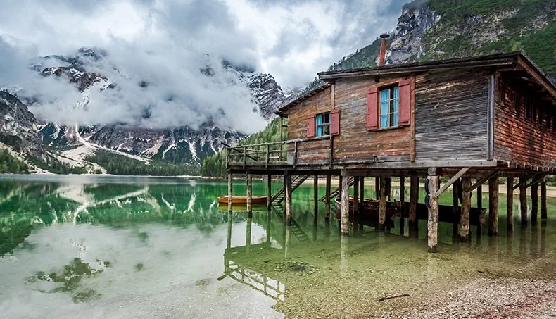 PILES, WINDOW, SHUTTERS, BOAT, LAKE