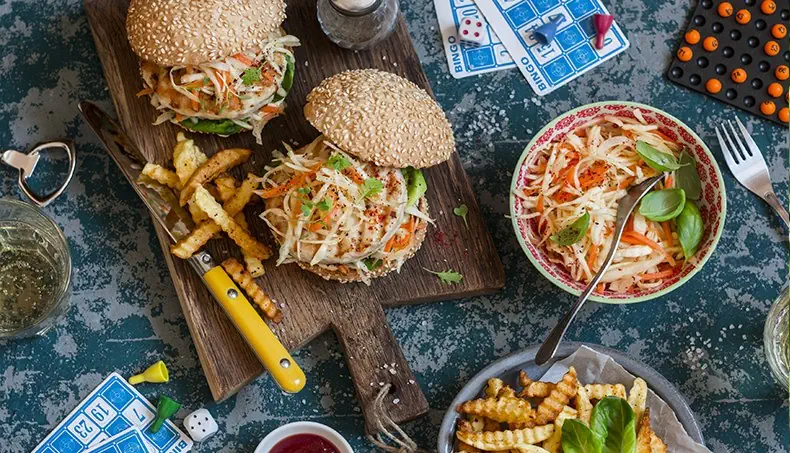 BINGO, HAMBURGER, CHOU, FRITES, COUTEAU