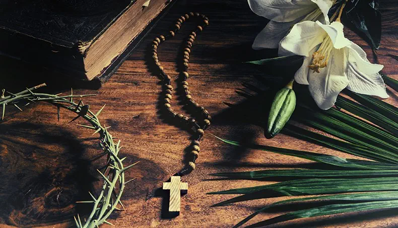 CORONA, CRUZ, BIBLIA, LIRIO, BROTE