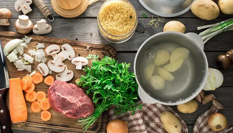 SOEP, INGREDIËNTEN, AARDAPPEL, VERMICELLI, UI